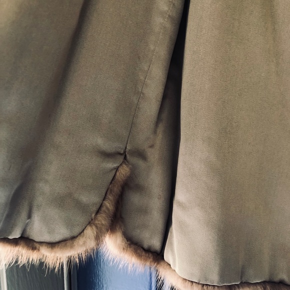 Mink jacket by Schlampp’s-too hot in Texas!! 😃 - Picture 2 of 4